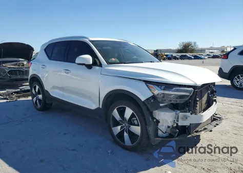 2022 Volvo Xc40 T5 Momentum z USA, uszkodzony, nr VIN YV4162UK5N2656553